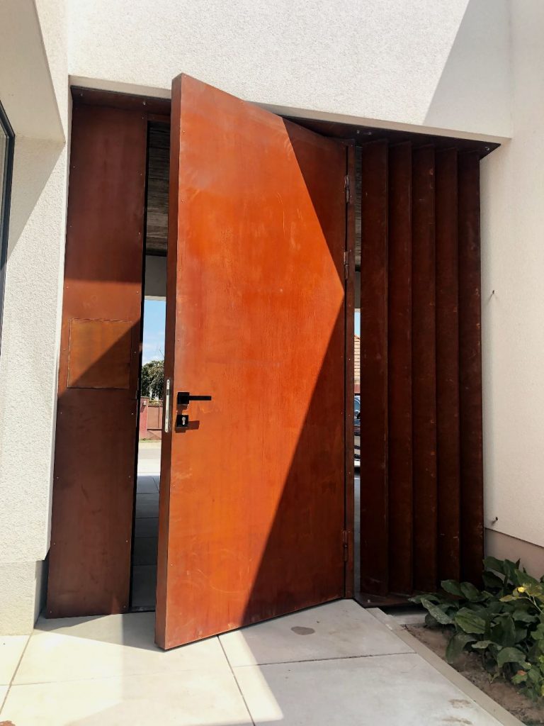 vstupne portalove dvere z ocele corten foxysteel